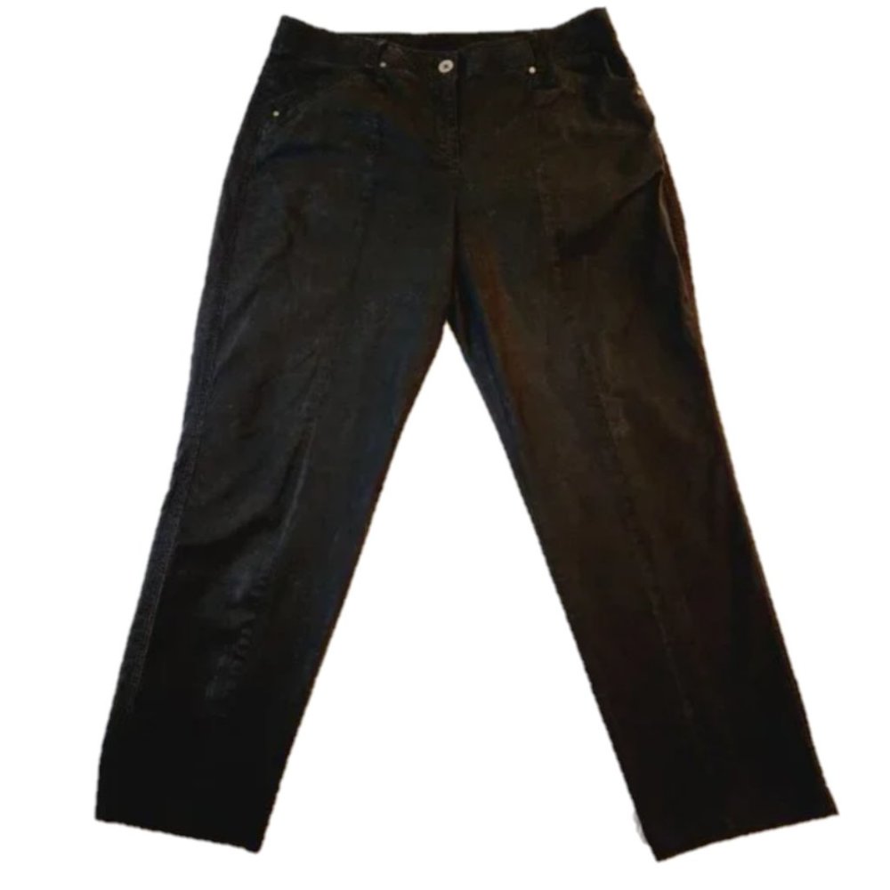 Cute chico's size1.5/10* Black Pants *relaxed Mid Rise* Great Condition